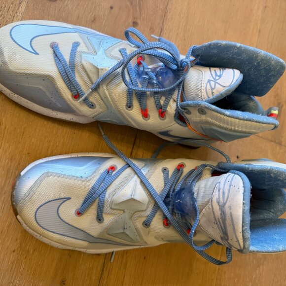 Nike Lebron James White blue Size 11 main image 11
